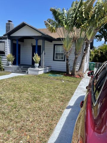 3665 SW 15th Street, Miami, FL 33145