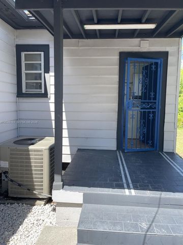 3665 SW 15th Street, Miami, FL 33145