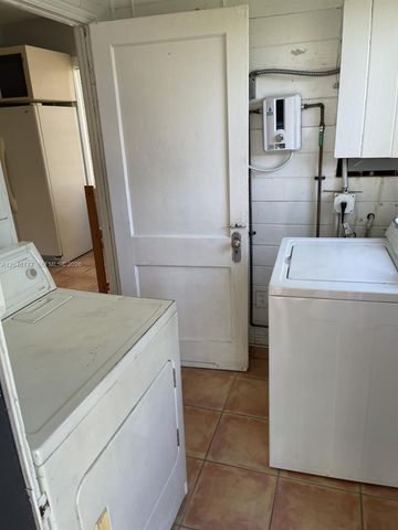 3665 SW 15th Street, Miami, FL 33145