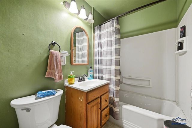 320 ST CHARLES, Rapid City, SD 57701