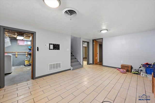 320 ST CHARLES, Rapid City, SD 57701