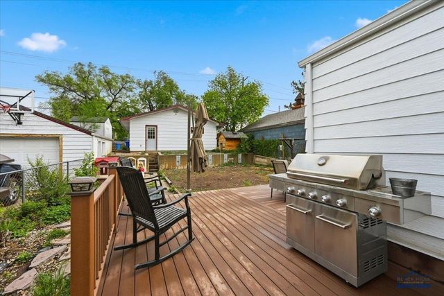 320 ST CHARLES, Rapid City, SD 57701