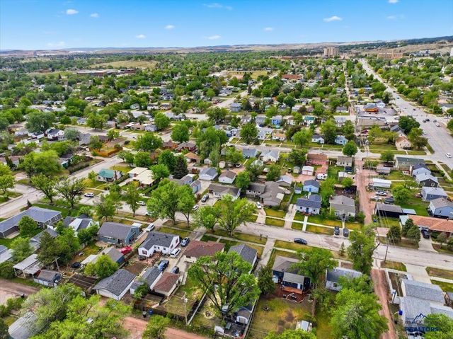 320 ST CHARLES, Rapid City, SD 57701