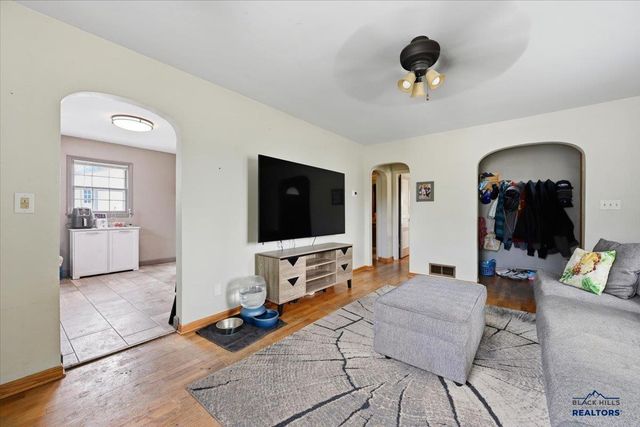 320 ST CHARLES, Rapid City, SD 57701