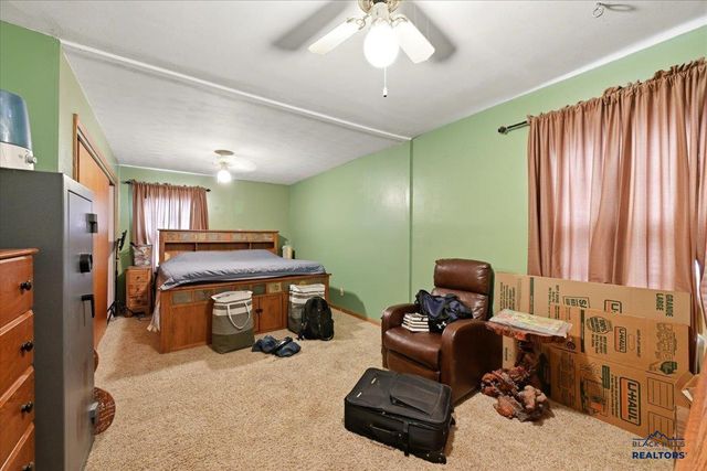 320 ST CHARLES, Rapid City, SD 57701