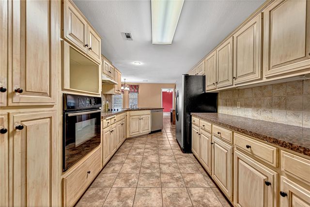 4202 Clark Avenue, Springdale, AR 72762