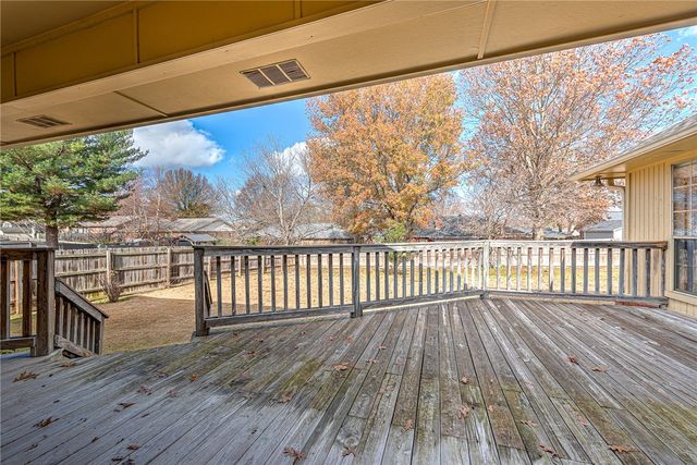 4202 Clark Avenue, Springdale, AR 72762