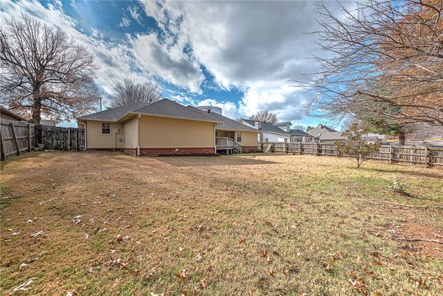 4202 Clark Avenue, Springdale, AR 72762