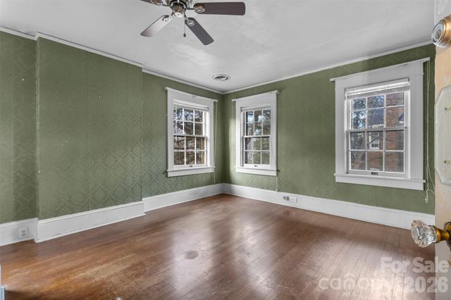 708 E Lake Drive, Greensboro, NC 27401