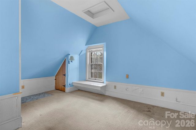 708 E Lake Drive, Greensboro, NC 27401