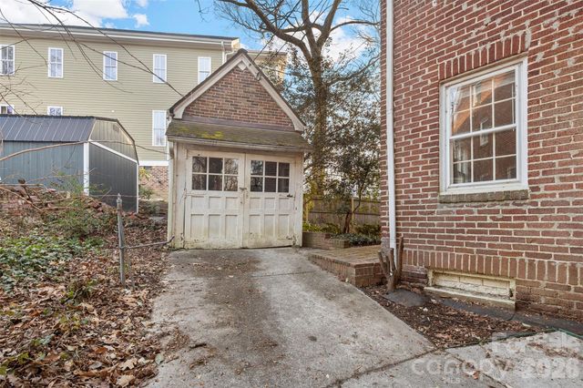 708 E Lake Drive, Greensboro, NC 27401