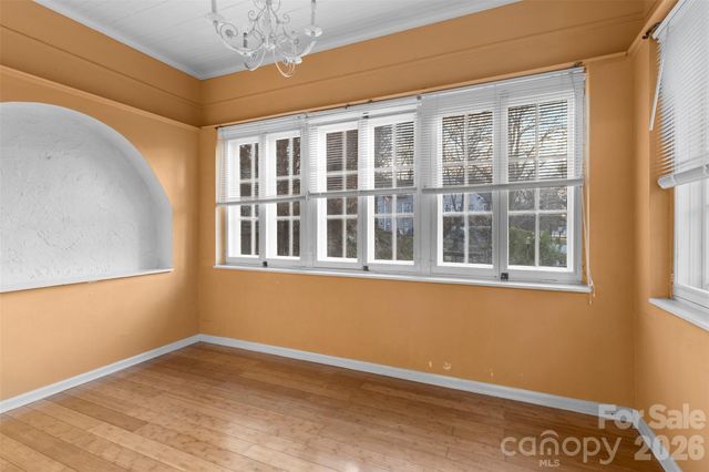 708 E Lake Drive, Greensboro, NC 27401