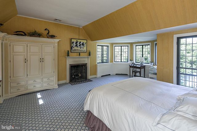 155 HODGE RD, Princeton, NJ 08540