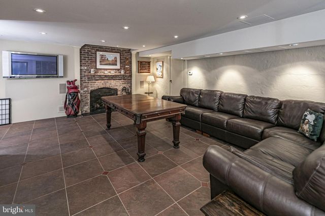 155 HODGE RD, Princeton, NJ 08540