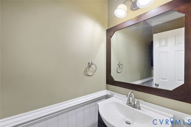 6110 Sedgefield Ter, Midlothian, VA 23112