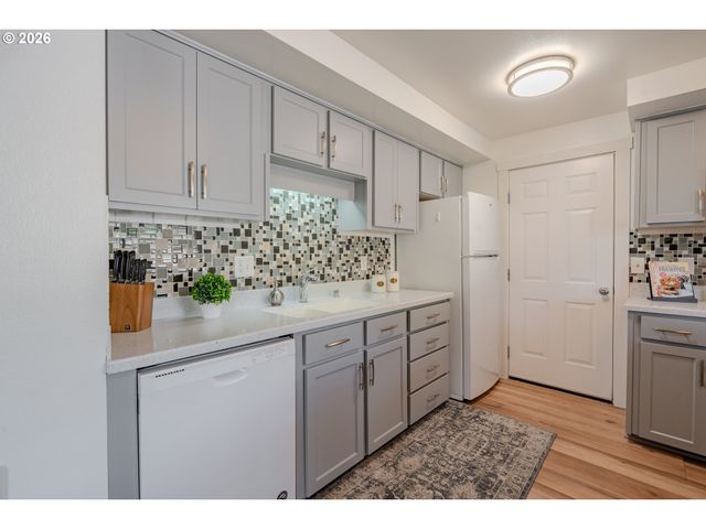 3837 Ne 45TH St, Vancouver, WA 98661