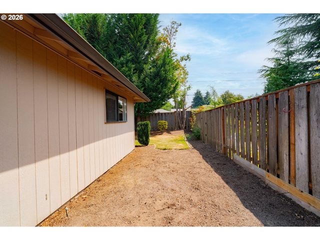 3837 Ne 45TH St, Vancouver, WA 98661