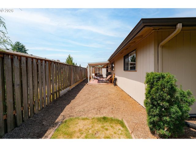 3837 Ne 45TH St, Vancouver, WA 98661