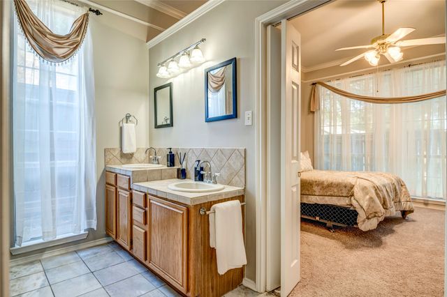 775 Marble Canyon Circle, Irving, TX 75063