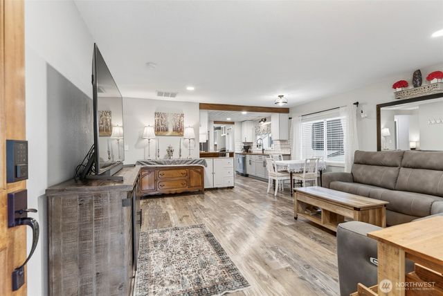 615 NE 257th Avenue, Camas, WA 98607