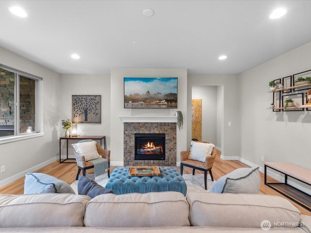 32781 NE 52nd Street, Carnation, WA 98014