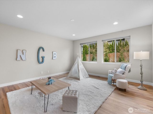 32781 NE 52nd Street, Carnation, WA 98014