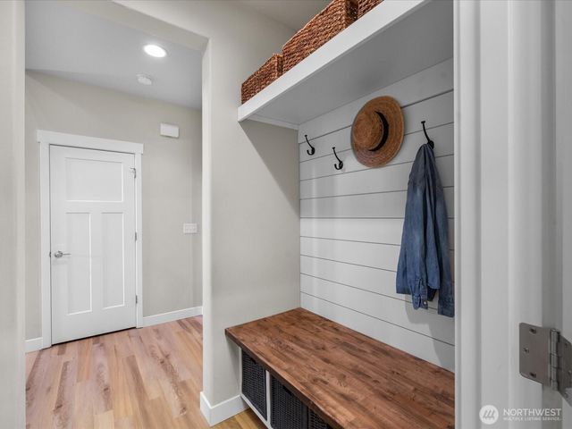 32781 NE 52nd Street, Carnation, WA 98014