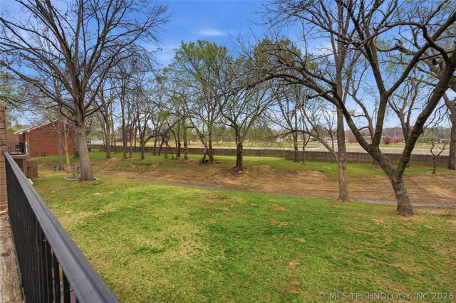 6251 S Yorktown Place 23U, Tulsa, OK 74136