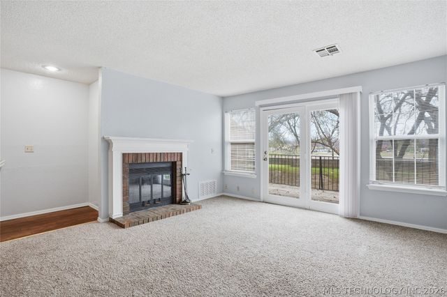 6251 S Yorktown Place 23U, Tulsa, OK 74136