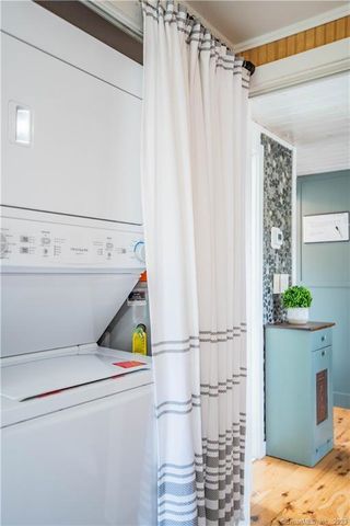 11-A Cove Street, Old Saybrook, CT 06475