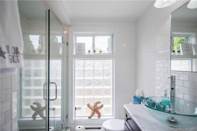 11-A Cove Street, Old Saybrook, CT 06475