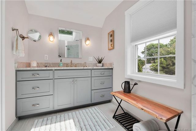 11-A Cove Street, Old Saybrook, CT 06475