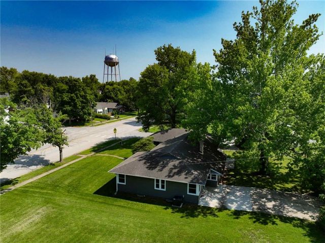 1601 Central Avenue, Horton, KS 66439