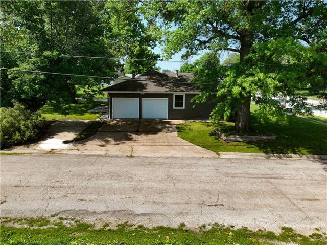 1601 Central Avenue, Horton, KS 66439