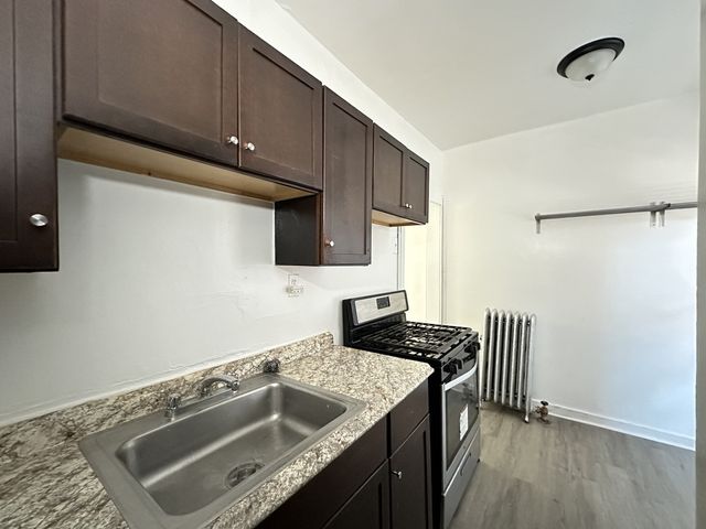 931.5 W Sunnyside Avenue 2E, Chicago, IL 60640