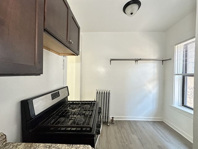 931.5 W Sunnyside Avenue 2E, Chicago, IL 60640