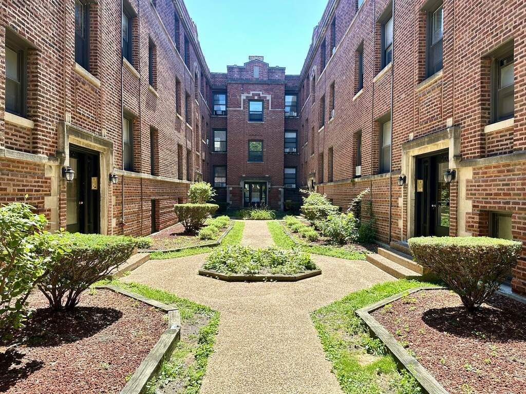 931.5 W Sunnyside Avenue 2E, Chicago, IL 60640