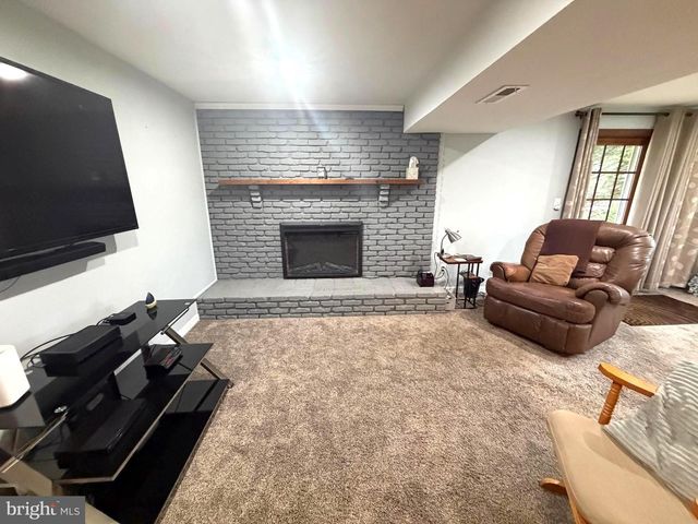 604 A ST, Pasadena, MD 21122