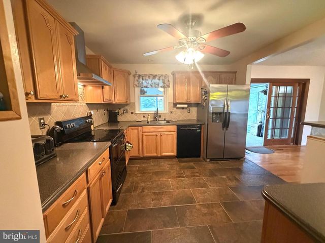 604 A ST, Pasadena, MD 21122