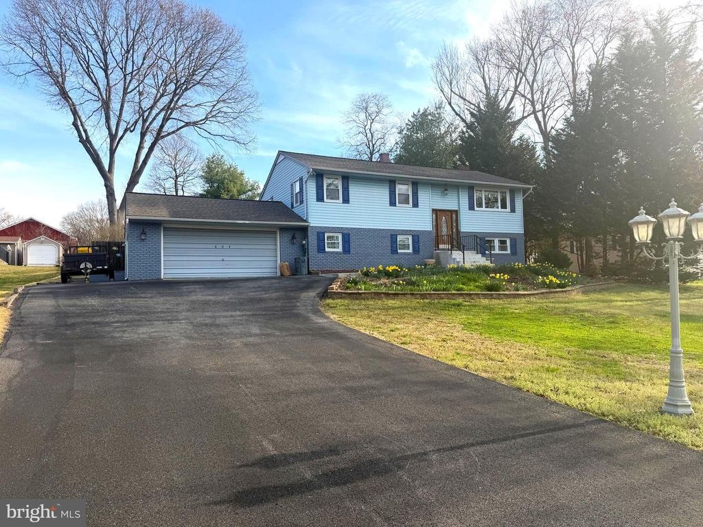 604 A ST, Pasadena, MD 21122