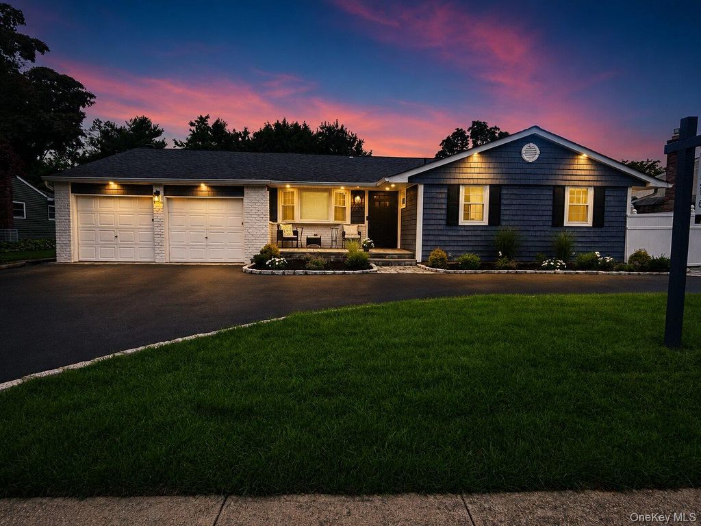 27 Osage Drive, Huntington Station, NY 11746 — exterior