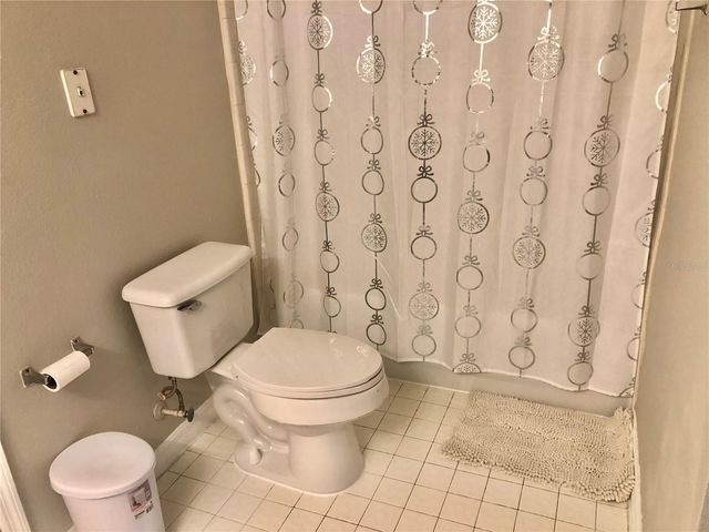 5542 METROWEST BOULEVARD 104, Orlando, FL 32811