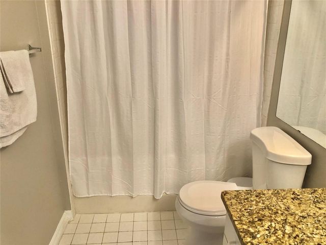 5542 METROWEST BOULEVARD 104, Orlando, FL 32811