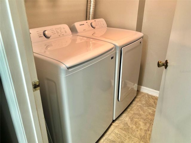 5542 METROWEST BOULEVARD 104, Orlando, FL 32811