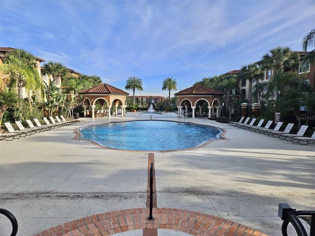 5542 METROWEST BOULEVARD 104, Orlando, FL 32811