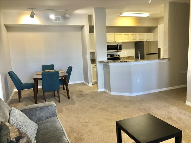 5542 METROWEST BOULEVARD 104, Orlando, FL 32811