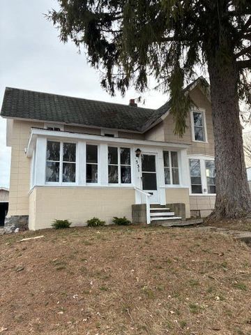 531 W Franklin Avenue, Reed City, MI 49677