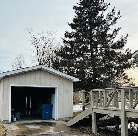 531 W Franklin Avenue, Reed City, MI 49677