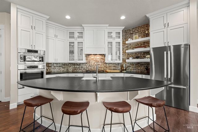 2023 N Sensation Ave, Eagle, ID 83616