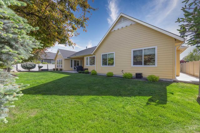 2023 N Sensation Ave, Eagle, ID 83616